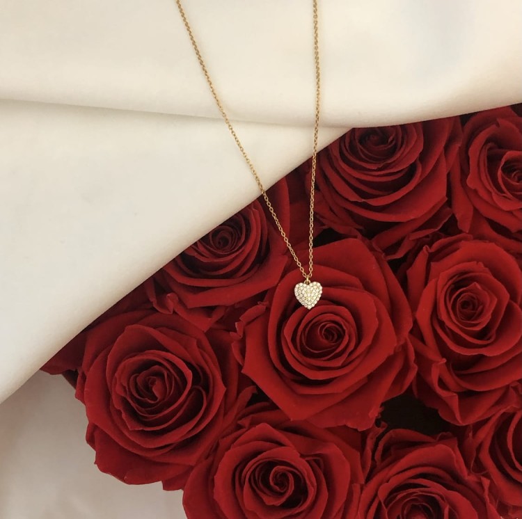 Srebrny pozłacany naszyjnik serce z cyrkoniami