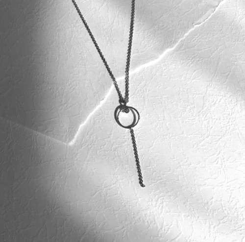 Srebrny naszyjnik z cyrkonią czarną