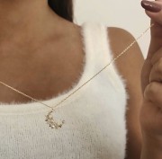 Srebrny pozłacany naszyjnik księżyc z cyrkoniami