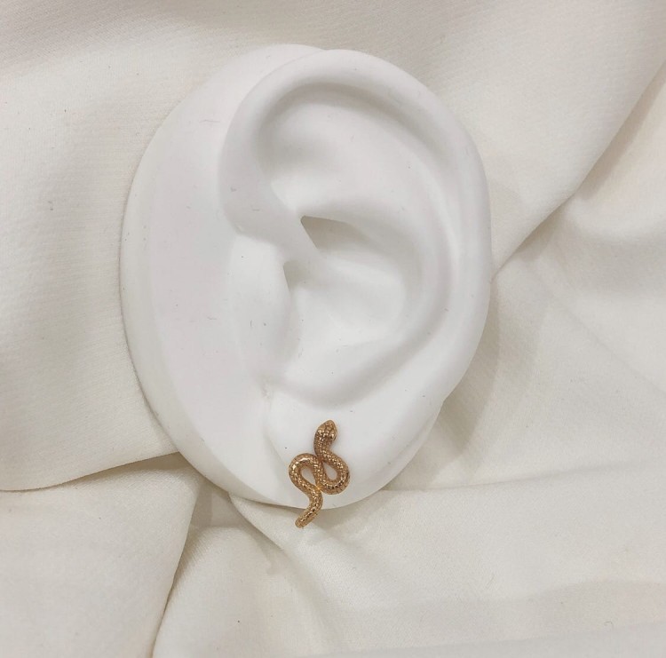 Srebrne pozłacane kolczyki wąż