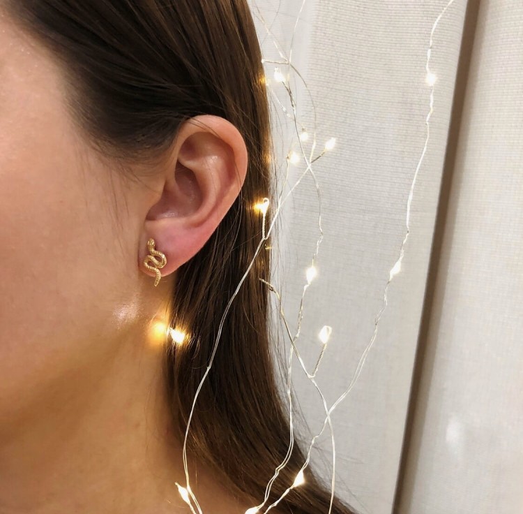 Srebrne pozłacane kolczyki wąż