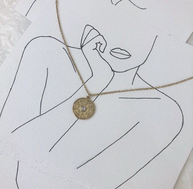 Srebrny pozłacany naszyjnik koło