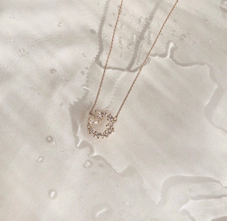 Srebrny naszyjnik koło z cyrkoniami RÓŻA