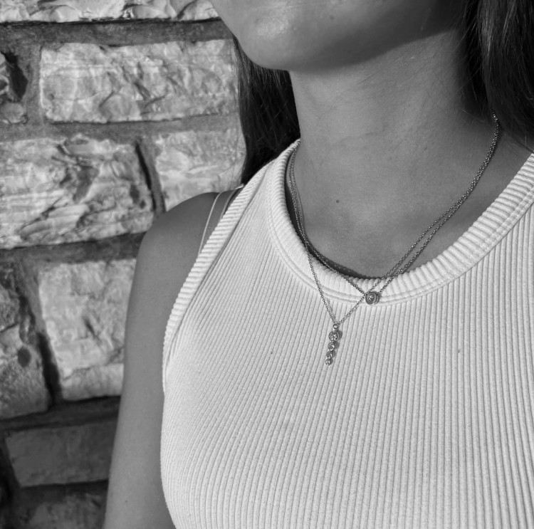 Srebrny naszyjnik delikatny z cyrkonią