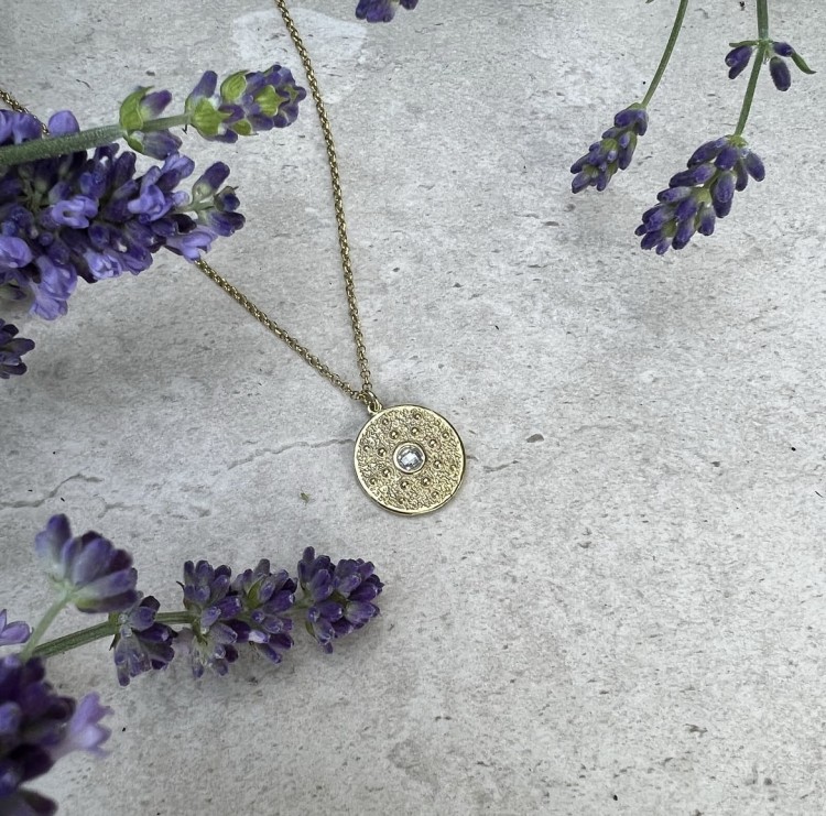 Srebrny pozłacany naszyjnik koło