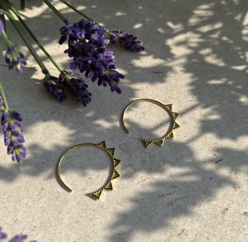 Srebrne pozłacane kolczyki koła boho