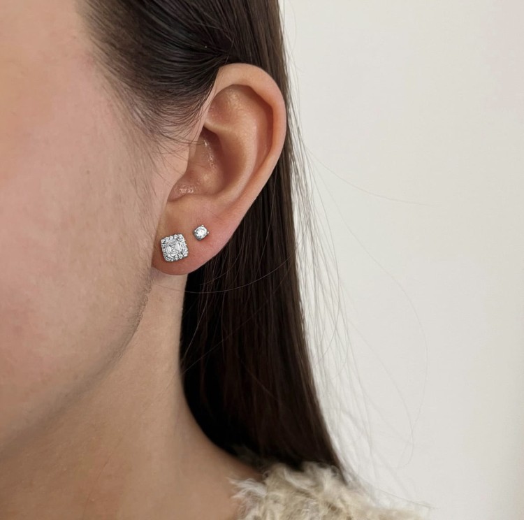 Srebrne kolczyki z cyrkoniami kwadrat