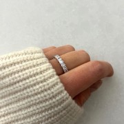 Srebrny pierścionek obrączka z cyrkoniami Luksusowy