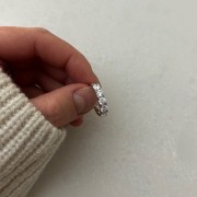 Srebrny pierścionek obrączka z cyrkoniami  pół
