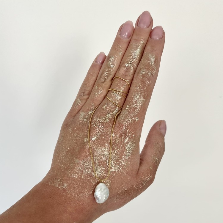 Srebrny pozłacany naszyjnik z perłą