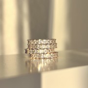 Srebrny pozłacany pierścionek obrączka z cyrkoniami Luksusowy