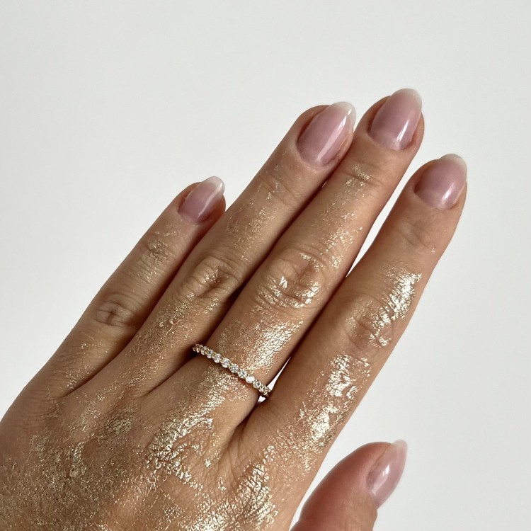 Srebrny pozłacany pierścionek obrączka z cyrkoniami Błyszczący