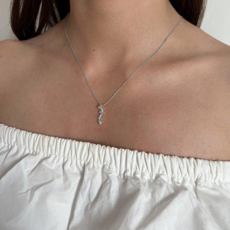 Srebrny naszyjnik z cyrkoniami PODŁUŻNY