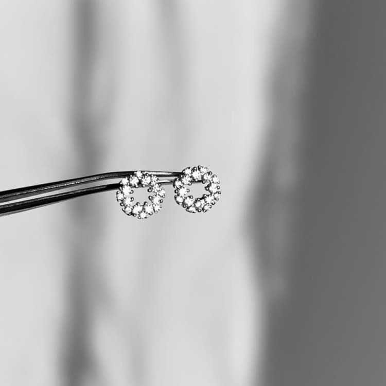 Srebrne kolczyki z cyrkoniami złociste