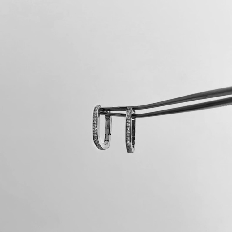 Srebrne kolczyki z cyrkoniami OWAL