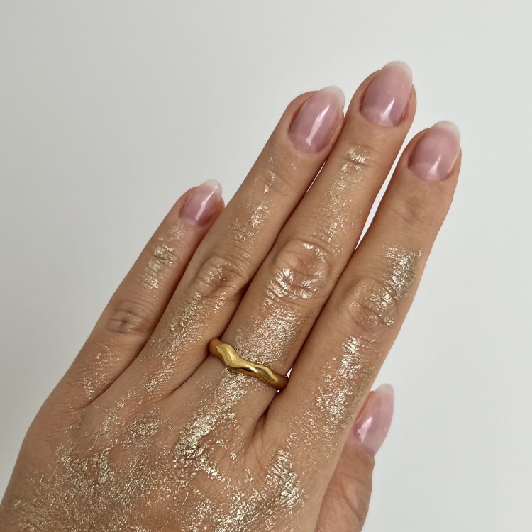 Srebrny pozłacany pierścionek nieregularny