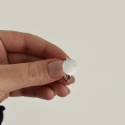 Srebrny pierścionek koło