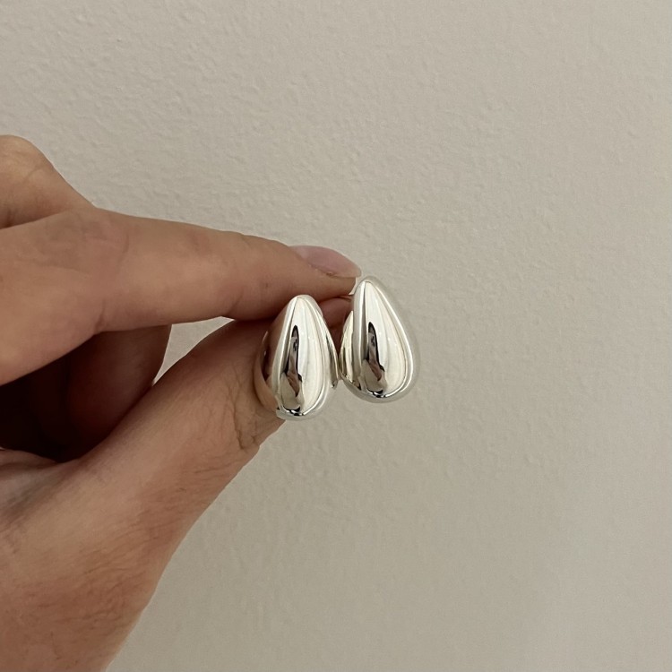 Srebrne kolczyki KROPLE