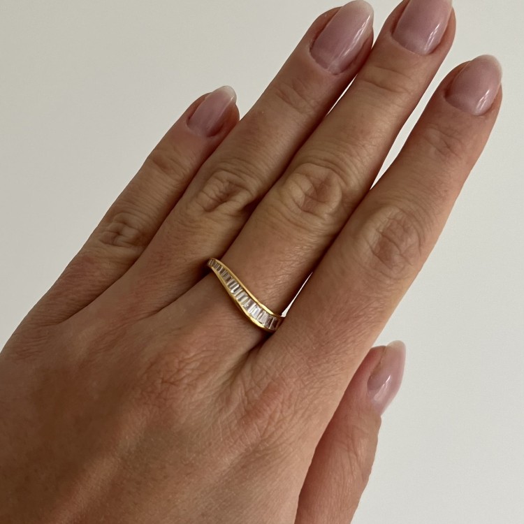 Srebrny pozłacany pierścionek z cyrkoniami FORMA 2