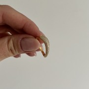 Srebrny pozłacany pierścionek z cyrkoniami FORMA