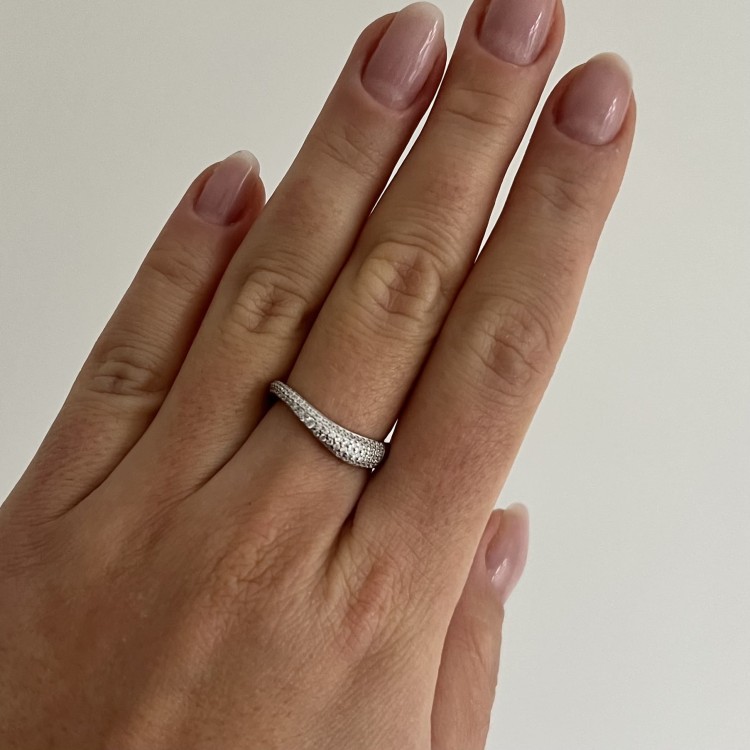 Srebrny pierścionek z cyrkoniami FORMA