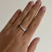 Srebrny pierścionek z cyrkoniami FORMA 2