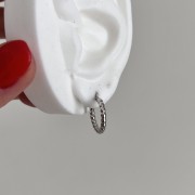 Srebrne kolczyki koła kulki