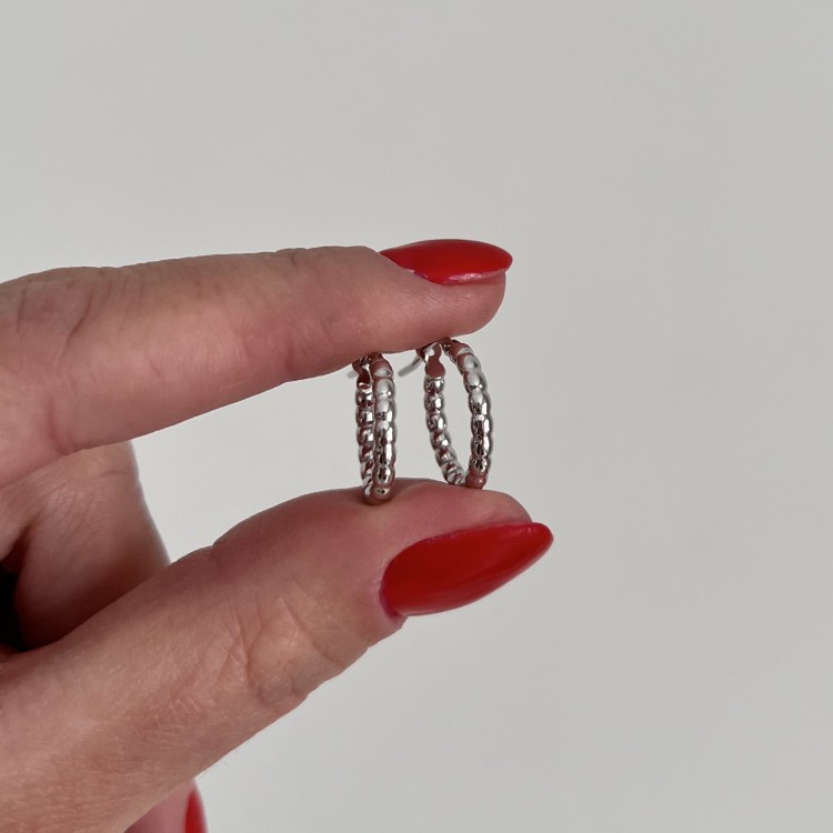 Srebrne kolczyki koła kulki