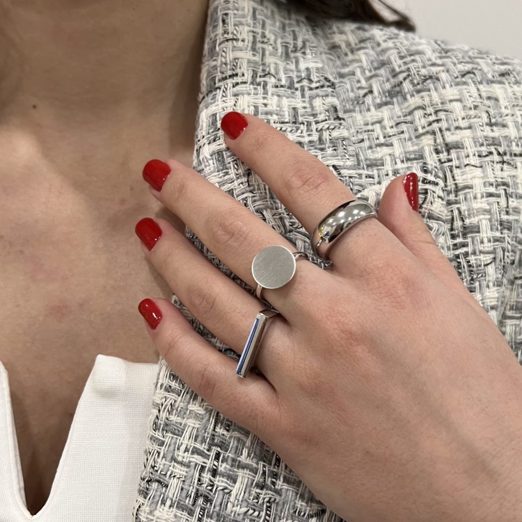 Srebrny pierścionek koło