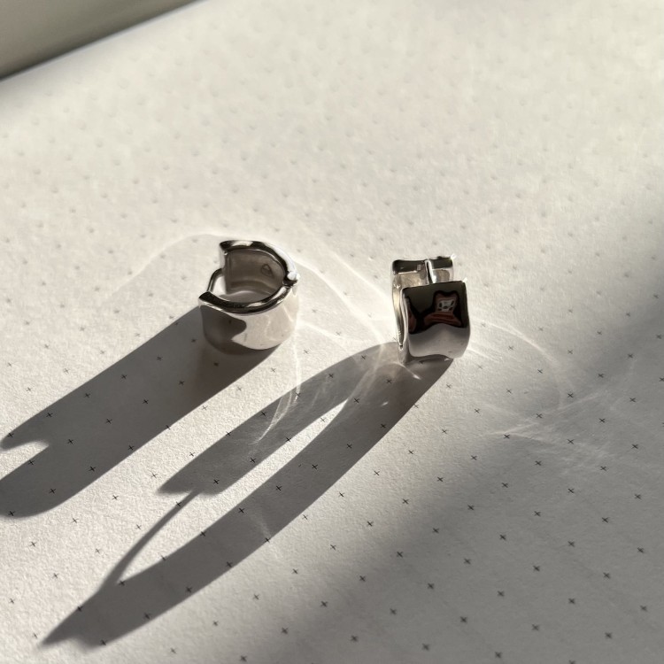 Srebrne kolczyki koła KLASA