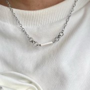 Srebrny naszyjnik z emalią jubilerską