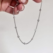 Srebrna bransoletka na kostkę pancerka z cyrkoniami