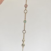 Srebrna pozłacana bransoletka na kostkę KOLOROWA odcień pistacja z maliną