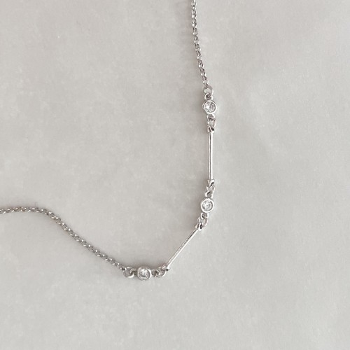 Srebrny naszyjnik z cyrkoniami KLEJNOT