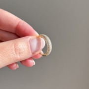 Srebrny pozłacany pierścionek z cyrkoniami PIĘKNO