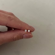 Srebrne kolczyki z cyrkonią 3mm