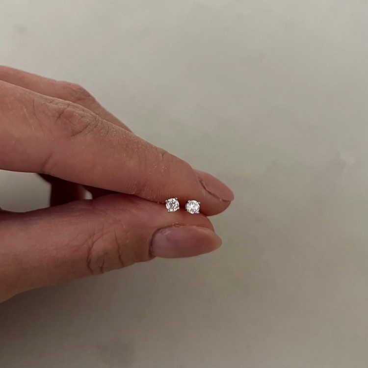 Srebrne kolczyki z cyrkonią 3mm