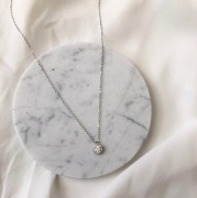 Srebrny naszyjnik koło z cyrkoniami