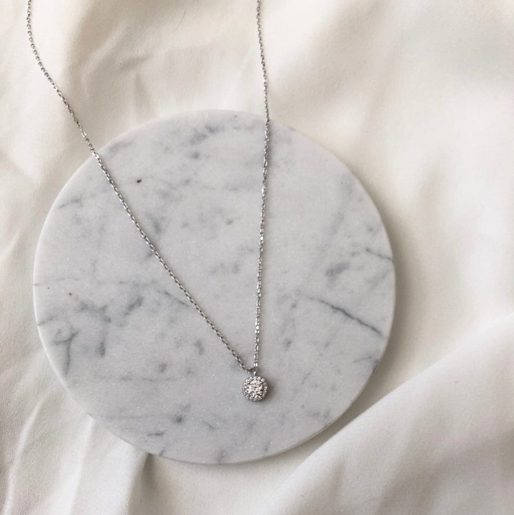 Srebrny naszyjnik koło z cyrkoniami