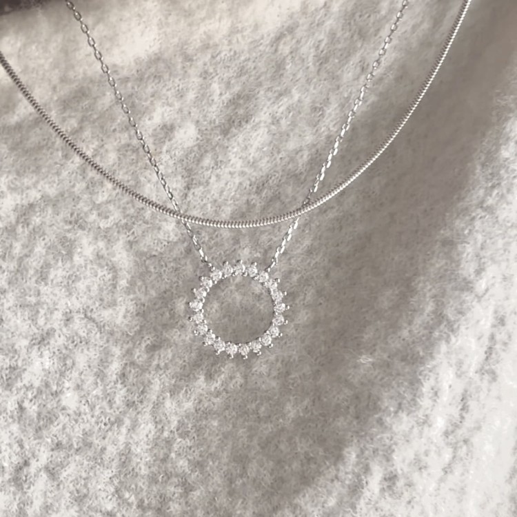 Srebrny naszyjnik z cyrkoniami KOŁO