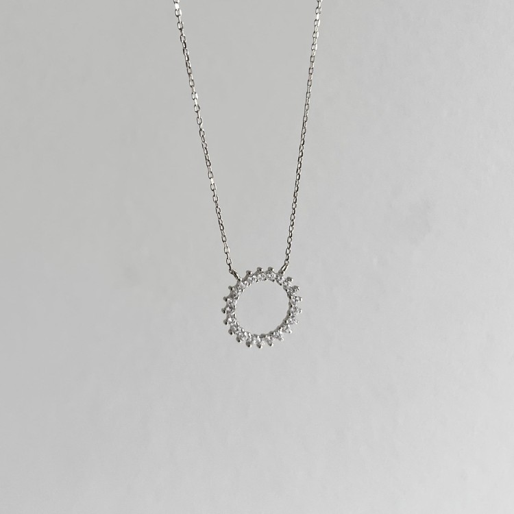Srebrny naszyjnik z cyrkoniami KOŁO