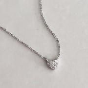 Srebrny naszyjnik z cyrkoniami SERCE NA CODZIEŃ