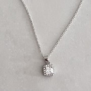 Srebrny naszyjnik z cyrkoniami KWADRAT