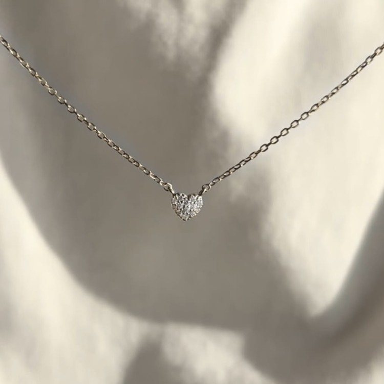 Srebrny naszyjnik z cyrkoniami SERCE NA CODZIEŃ