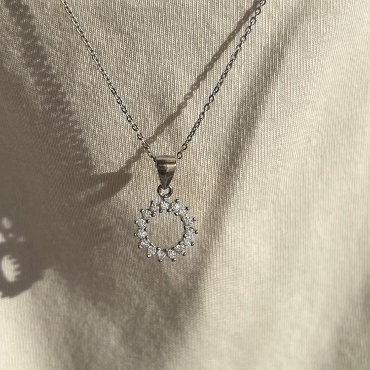 Srebrny naszyjnik z cyrkoniami BŁYSK