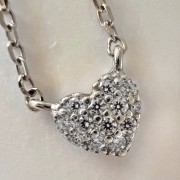 Srebrny naszyjnik z cyrkoniami SERCE NA CODZIEŃ