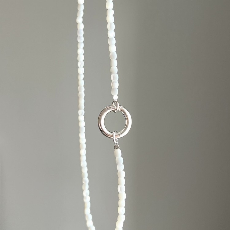 Naszyjnik ZAPIĘCIE KOŁO masa perłowa MUSZLA kamienie naturalne biały