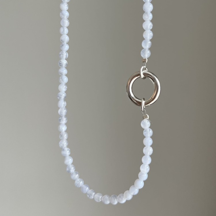 Naszyjnik ZAPIĘCIE KOŁO chalcedon JEANS kamienie naturalne niebieski