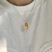 Srebrny pozłacany naszyjnik MUSZELKA