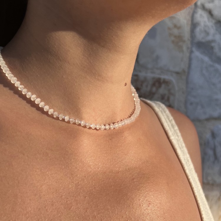 Naszyjnik ZAPIĘCIE KOŁO jadeit KOKOSOWY kamienie naturalne biały